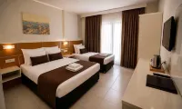 Palm Beach Hotel - Balkoner