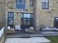 Seaview Villa Hotels in Prestwick