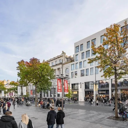 9-persons Apartment in Centre of Antwerp