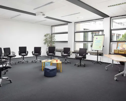 ibis Styles Darmstadt Geschäftseinrichtungen Photos