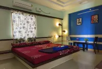 Sree Theja Residency - Parkplatz
