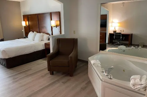 Comfort Suites Salisbury I-85 - Swimmingpools