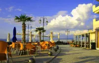 Hotel Avra