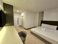 The Sun Hotel Roiet