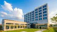 The Land Tourist Hotel - 2-Star