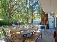Sonoma Luxury, Enchanting Sonoma Home, Walkable to the Square, Sleeps 10 Hotels in Sonoma