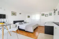 Apartments Zlatko Slobodan - Homestays