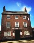 The Wheatsheaf Pub, Kitchen & Rooms - 3-Star