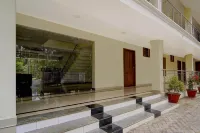 Deluxe Thiruvallam Lakeview