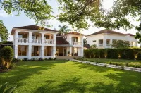 Serenity Shores | Beach Estate - Villas