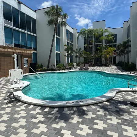 Tropical Palms Hotel