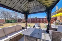 4 Mi to Dtwn: Family Home w/ Games in Frisco - 3-Sterne