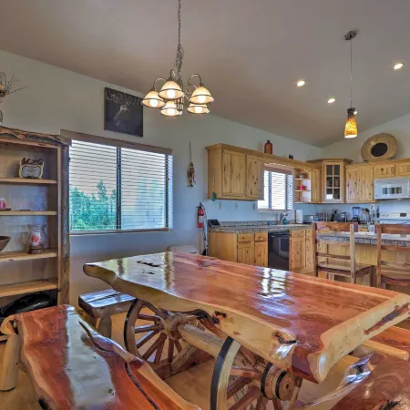 Overgaard Cabin W/Pool Table+Incredible View!