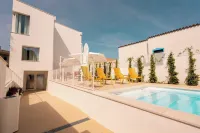 Marea Boutique Hotel - Pools