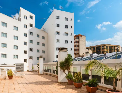 Hotel Castellon Center Affiliated by Meliá - parking