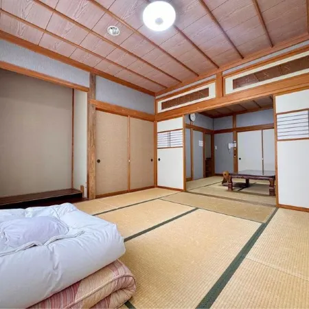 Tuji Wakuwaku Land Minshuku Chaya