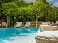 Leonardo Hotel Hannover Medical Park Hotels near Anderten