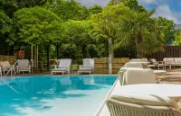 Leonardo Hotel Hannover Medical Park - Pools