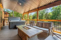 Lumberjack Lodge With Amenities - Boutique