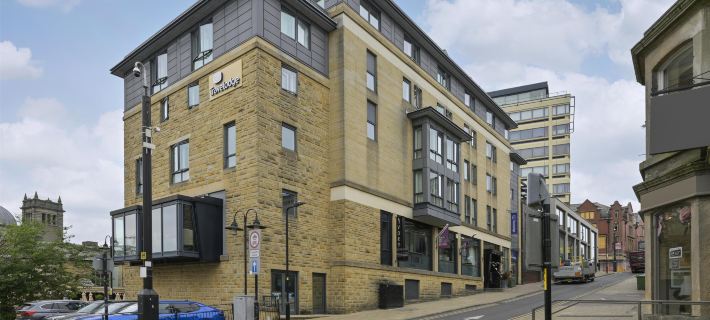Travelodge Harrogate Hotels in Harrogate