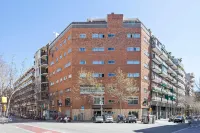 Acta Antibes Hotels in Barcelonès