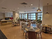 Hilton Garden Inn Termez Airitom - bar