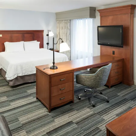 Hampton Inn & Suites Cedar Rapids - North Hotels in Cedar Rapids