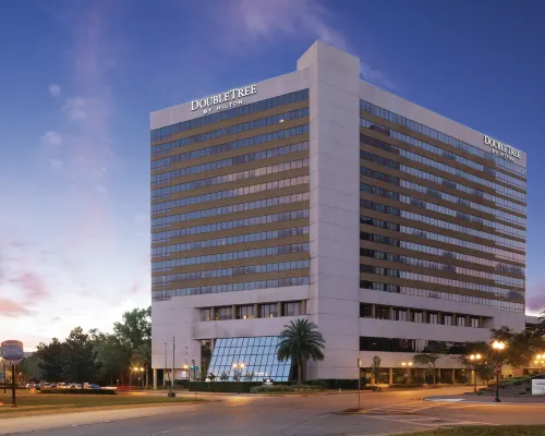 DoubleTree by Hilton Orlando Downtown Hotels near Mitchell L Nutter Park