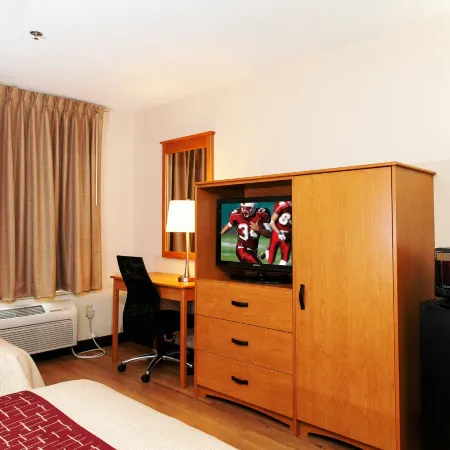 Red Roof Inn Fargo - I-94/ Medical Center
