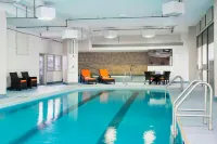 Delta Hotels St. John's Conference Centre - С бассейном