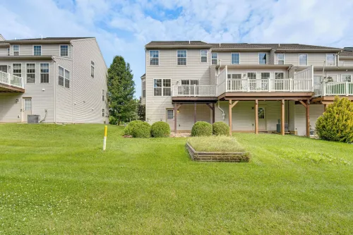 Charming Bellefonte Townhome Near Penn State! - Wifi