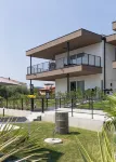 Ariom Apartments - Homestays