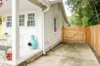 Cozy Bungalow near Downtown ATL - Bungalows