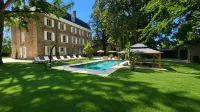 Château de la Rochetière - piscina