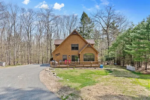 4th of July Weekend Still Open! Come Stay and Enjoy Bridgton Comm Celebration! - Wi-Fi