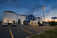 AmericInn by Wyndham Minot - 욕조
