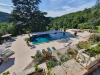 Château d'Urbilhac - vue sur la montagne