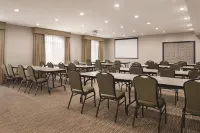 Country Inn & Suites by Radisson, Michigan City, IN - parking