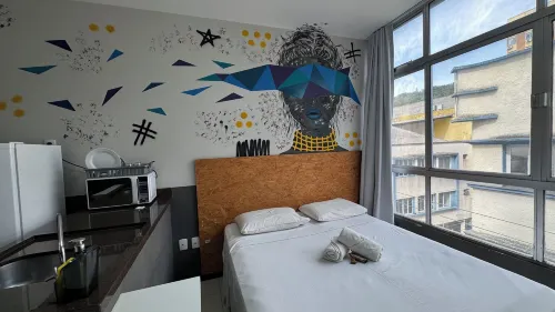 Graffi City House - Vandrerhjem
