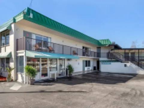 Econo-Lodge of Conway Hotels in Conway