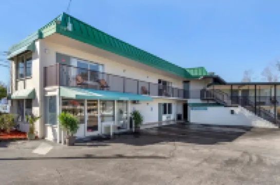 อีโคโน ลอดจ์ คอนเวย์ เซ็นทรัล โรงแรมในคอนเวย์