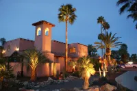 V Palm Springs Hotels in Palm Springs