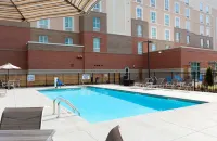 Hampton Inn & Suites Fort Mill - С бассейном