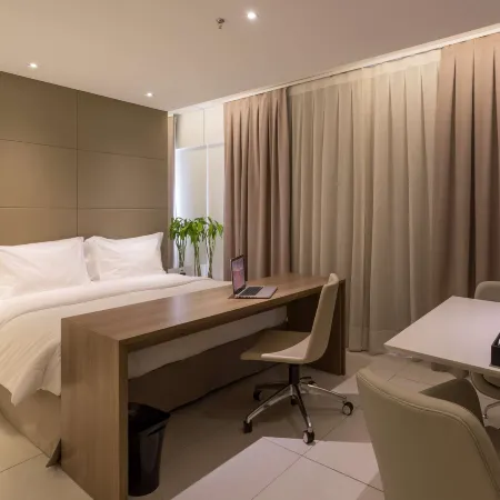 Hilton Garden Inn Belo Horizonte, Brazil Отели рядом с достопримечательностью «Площадь Свободы»