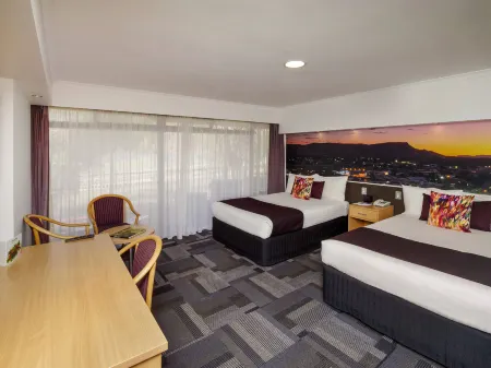 Mercure Alice Springs Resort Отели в г. Брейтлинг