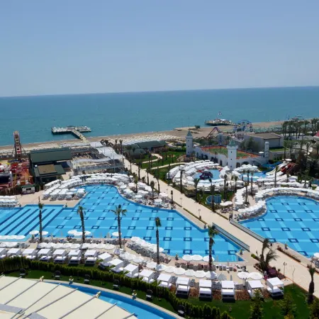 Delphin Imperial Lara