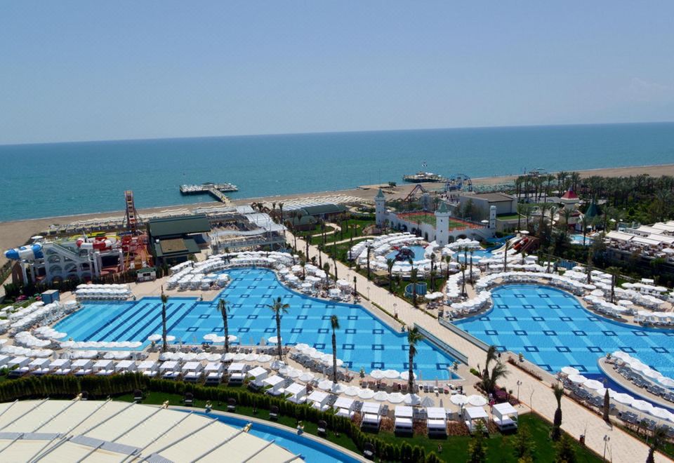 Delphin Imperial Lara