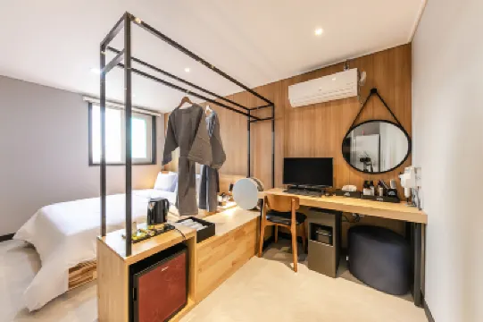 Hotel Yaja Jeonju Terminal Branch Hotel dekat Chonbuk National University