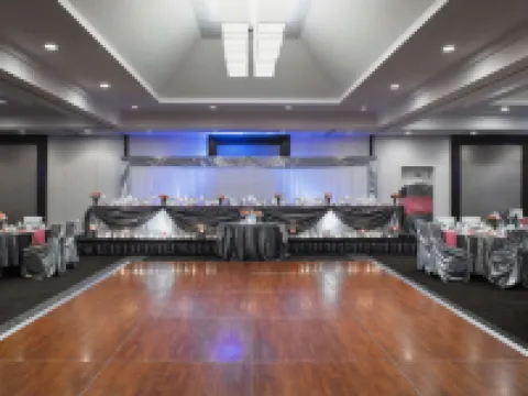 Hilton Winnipeg Airport Suites โรงแรมในวินนิเพก