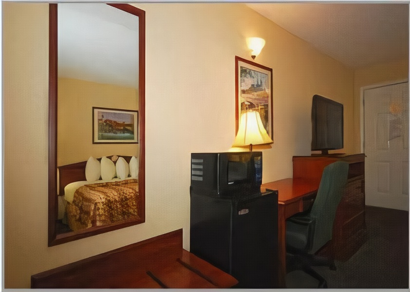 Quality Inn Decatur River City